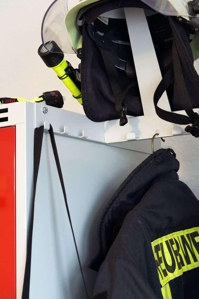 Feuerwehr Garderobe FLEX für 2 Personen kaufen rotstahl